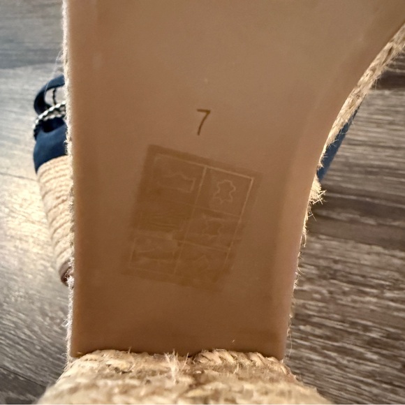 Tory Burch Positano lace-up platform espadrille sandal in blue suede - Picture 8 of 10